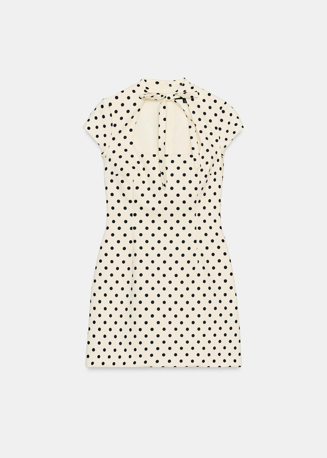 Robe Nelly